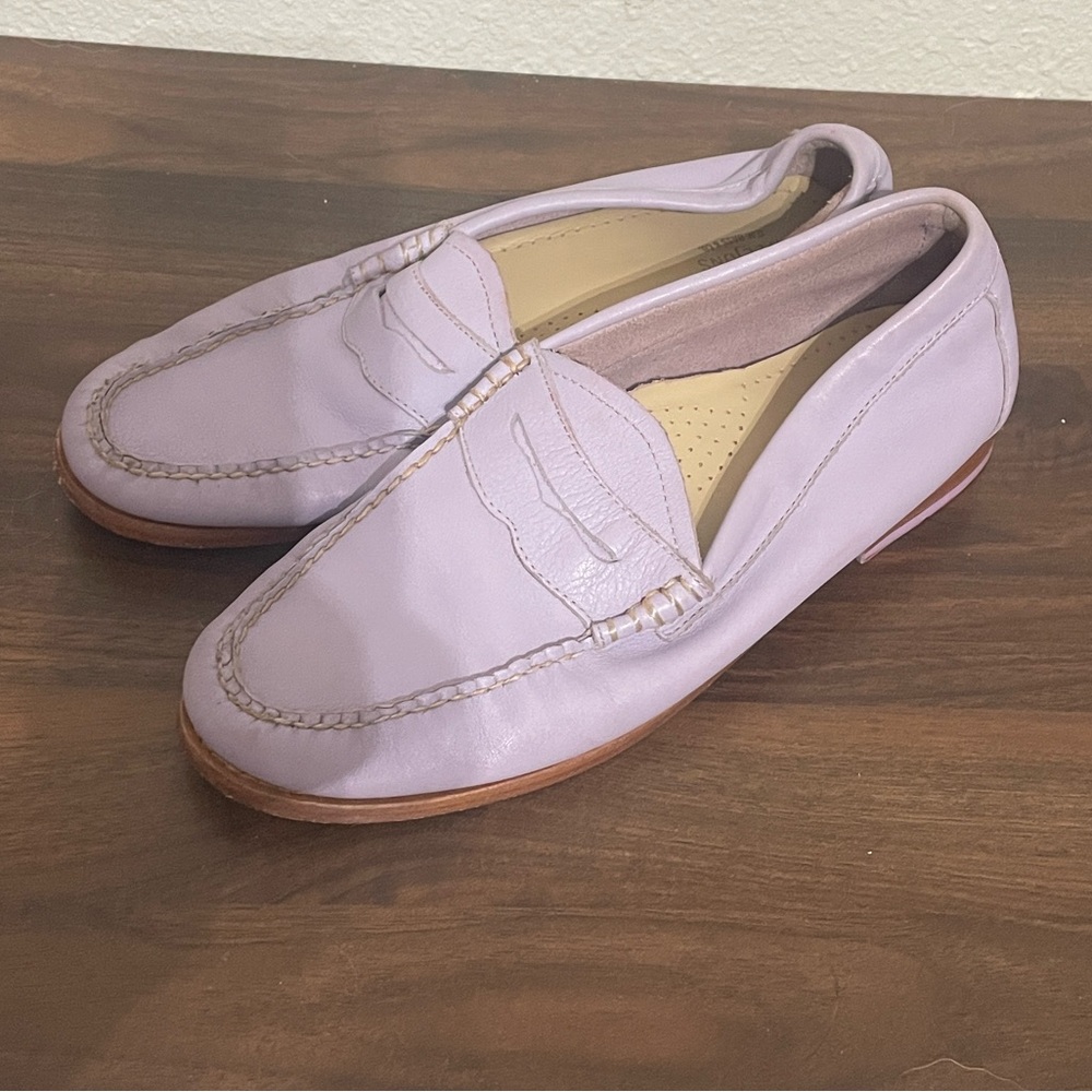 G.H. Bass & Co. Lavender Leather Loafers Size 8